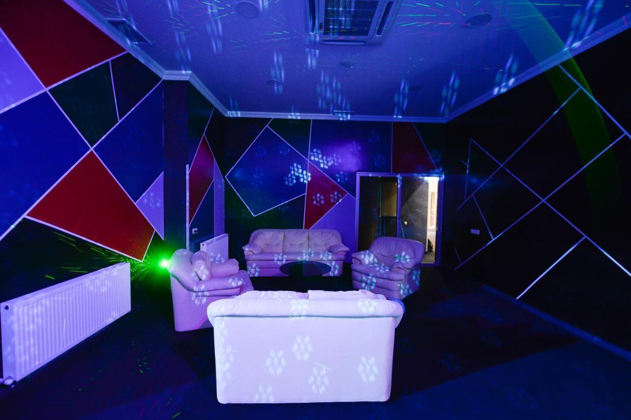 באטומי Aura Boutique Hotel מראה חיצוני תמונה