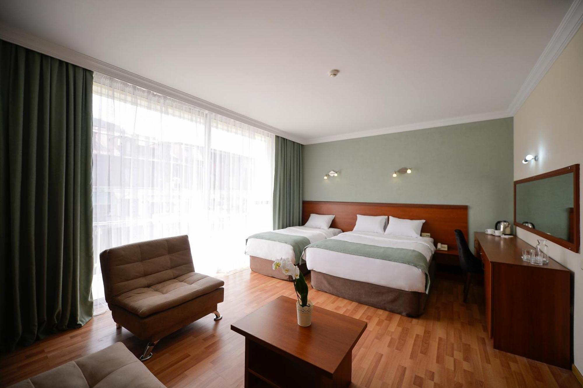 באטומי Aura Boutique Hotel חדר תמונה